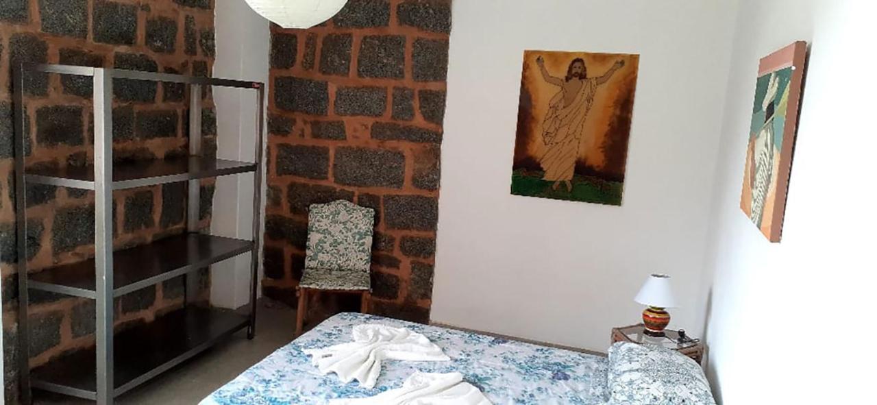Chacara Com Wi-Fi, Churrasqueira E Lazer Em 쿠냐 외부 사진